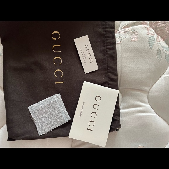 Gucci Bamboo Clutch - Picture 4 of 13